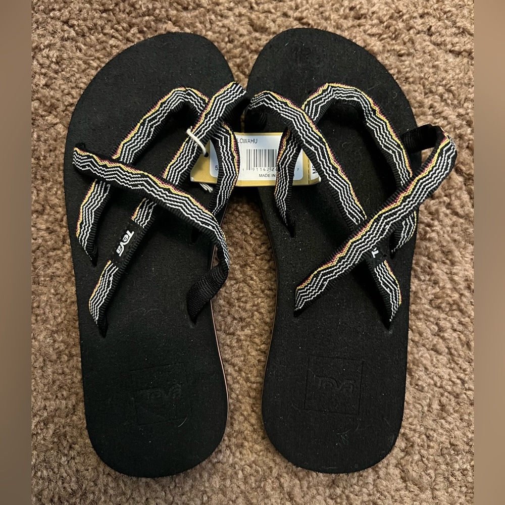Teva sandals size 5